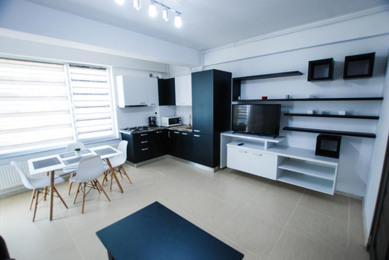 Ambra Apartment Mamaia-Nord Năvodari Kültér fotó